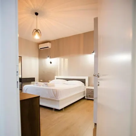 Blloku 4br Duplex W Bbq Terrace - * Tiran