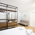 Apartment Blloku 4br Duplex W Bbq Terrace - Tirana