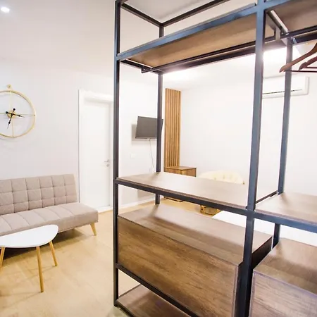 4br Penthouse & Bbq Terrace At Blloku Apartamento Tirana