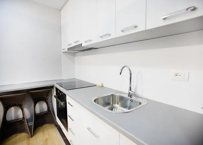 4br Penthouse & Bbq Terrace At Blloku ティラナ