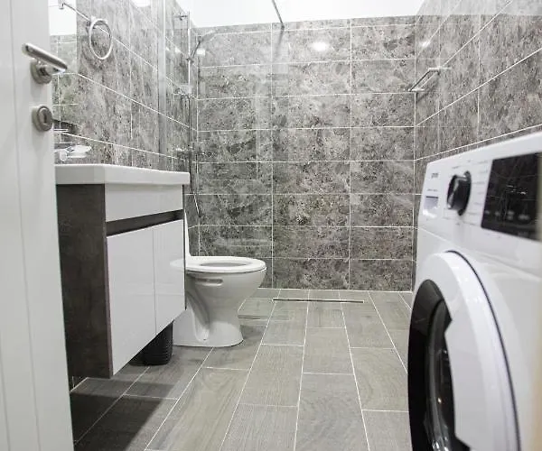 Blloku 4br Duplex W Bbq Terrace -